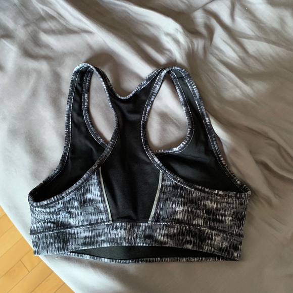 Sports bra - Picture 2 of 2